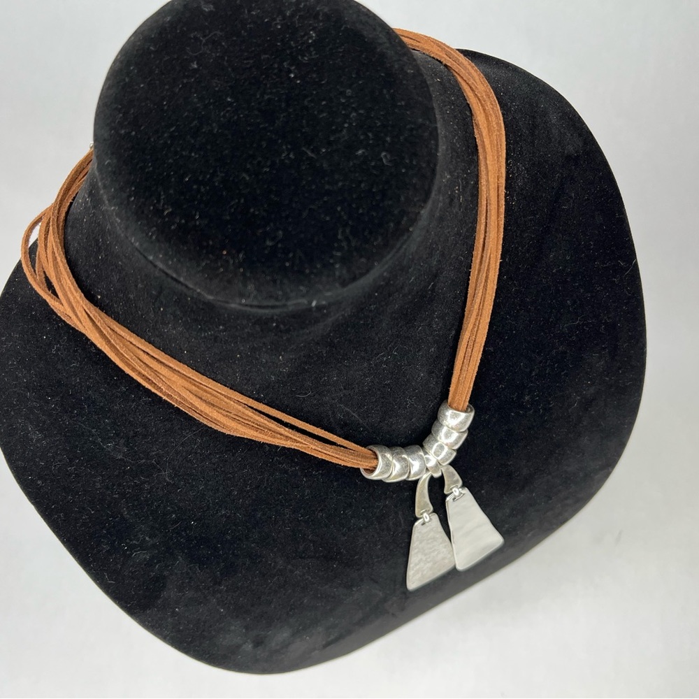 NECKLACE - Picture 2 of 12